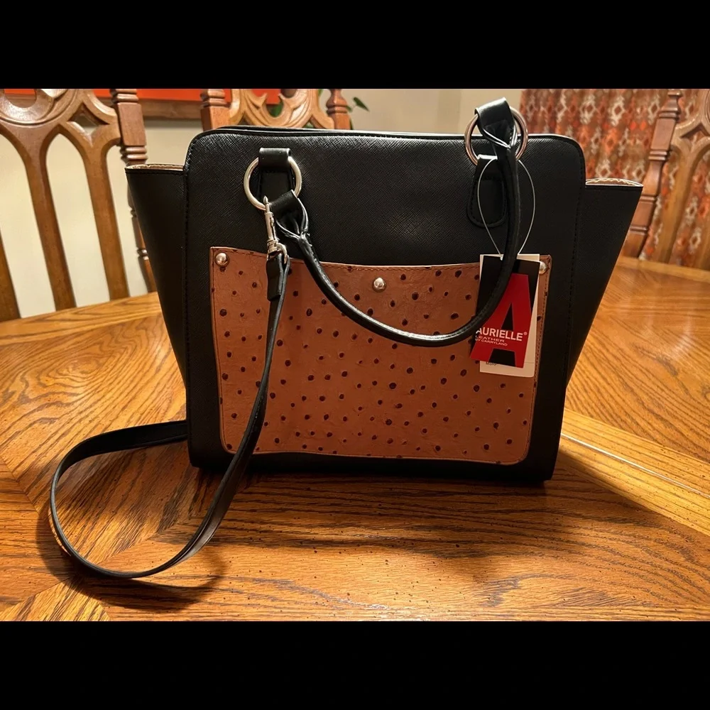 Aurielle Leather by Carryland purse - Picture 5 of 7